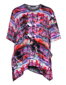 Donna Sophia Longline shirt with allover pattern in Purple / Versicolour Donna Sophia Longline shirt with allover pattern Purple / Versicolour