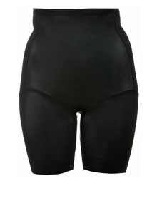 Naomi and Nicole Figure-sculpting shorts Black