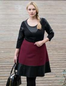 Manon Baptiste A-line skirt with faux-leather trim Bordeaux-Red / Black